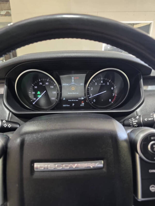 2017 Land Rover Discovery First Edition