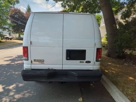 2013 Ford E-Series E-250