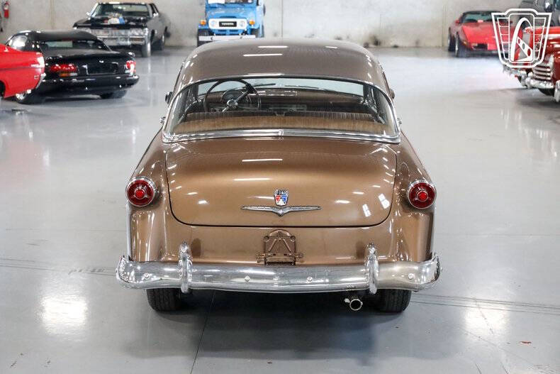 1954 Ford Crestline