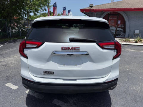 2024 GMC Terrain SLE