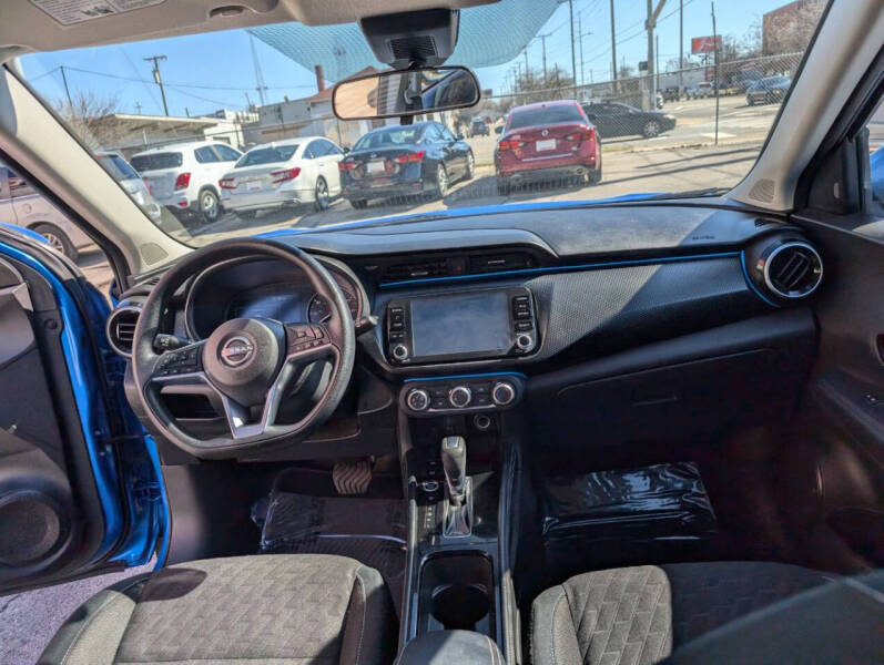 2024 Nissan Kicks SV