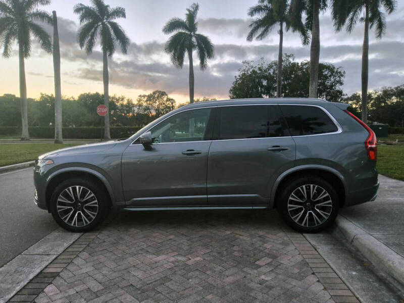 2020 Volvo XC90 T5 Momentum