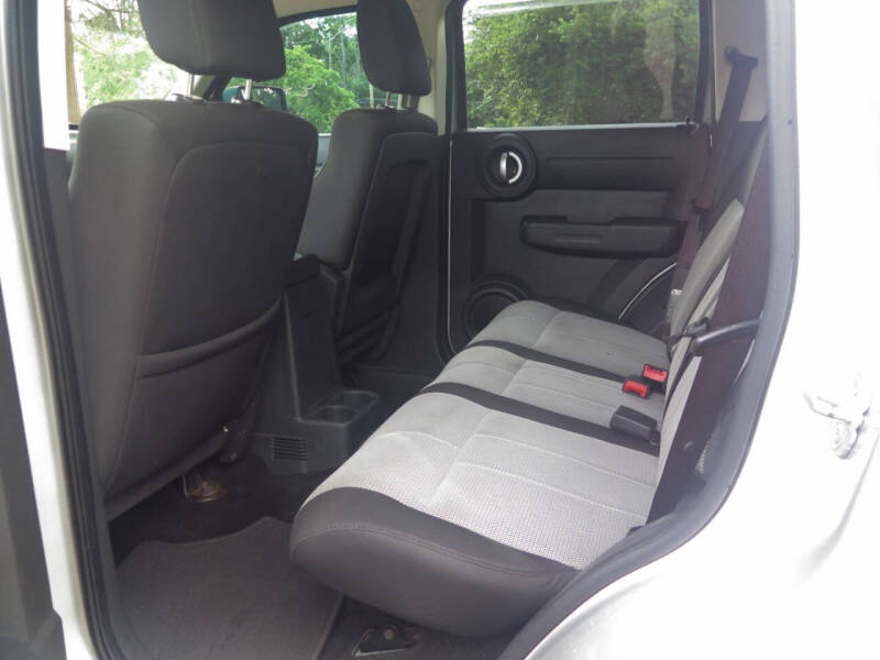 2009 Dodge Nitro SE
