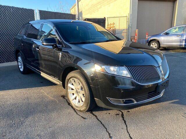 2016 Lincoln MKT Town Car for sale at CarNYC.com in Staten Island NY