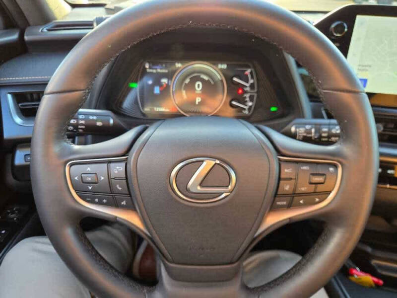 2024 Lexus UX 250h Premium