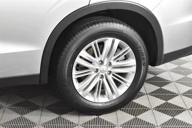 2024 Mitsubishi Outlander ES