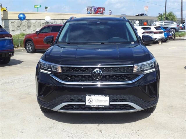 2024 Volkswagen Taos SE