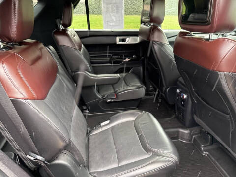 2022 Ford Explorer Platinum