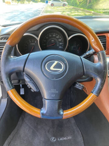 2003 Lexus SC 430