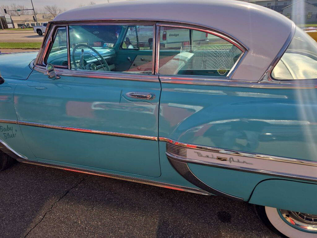 1954 Chevrolet Bel Air 33