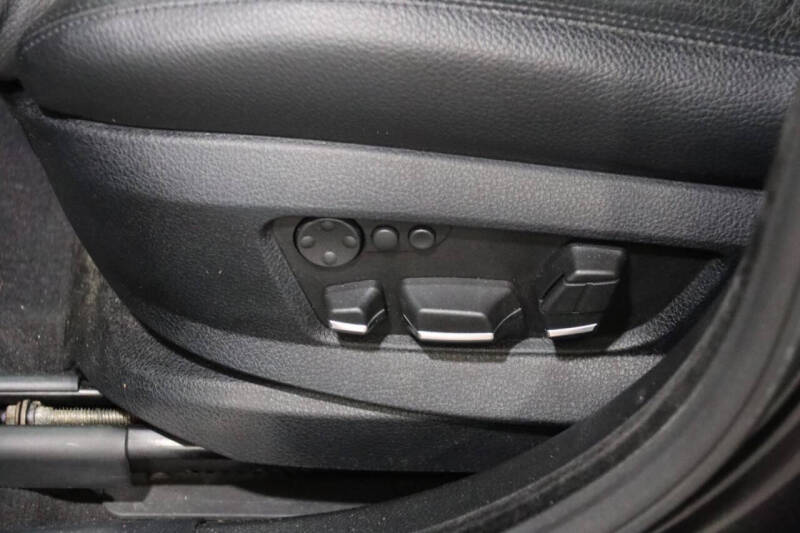 2013 BMW 5 Series 550i xDrive Gran Turismo