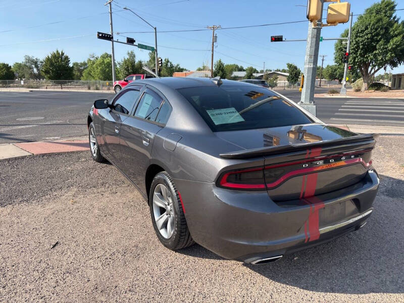2016 Dodge Charger SXT