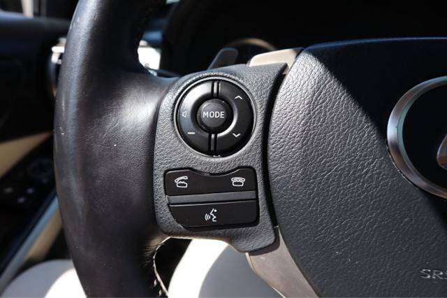 2016 Lexus IS 200t