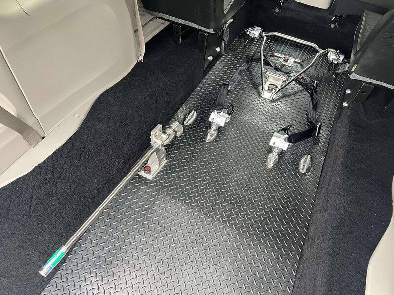 2024 Chrysler Voyager LX