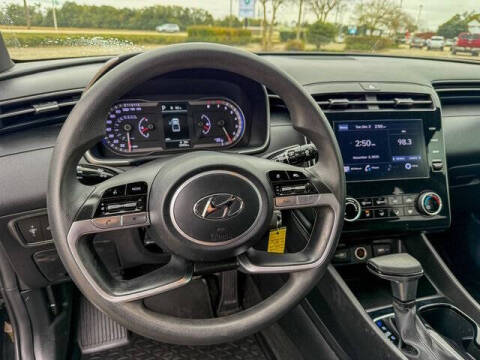 2023 Hyundai Santa Cruz SE