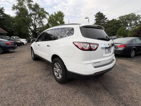 2017 Chevrolet Traverse LT
