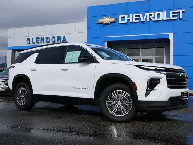 2025 Chevrolet Traverse LT