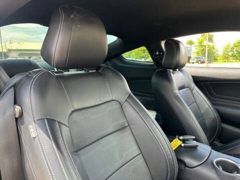 2022 Ford Mustang EcoBoost Premium