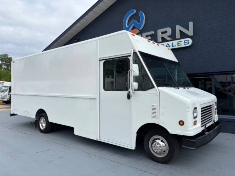 2006 Ford E350 Step Van