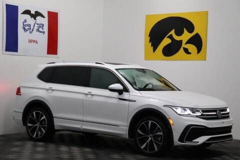 2022 Volkswagen Tiguan for sale at Carousel Auto Group in Iowa City IA