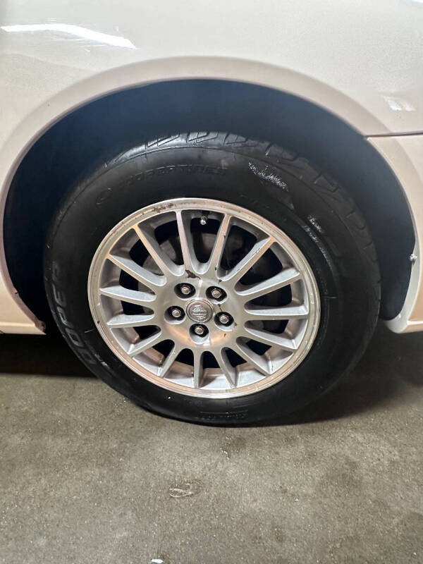 2004 Chrysler Sebring LXi