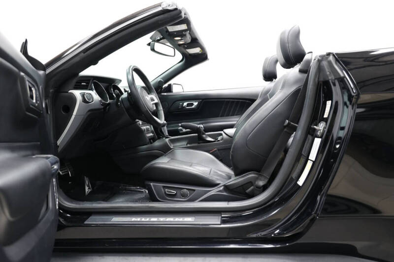 2016 Ford Mustang EcoBoost Premium