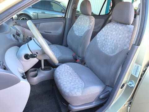 2001 Toyota ECHO