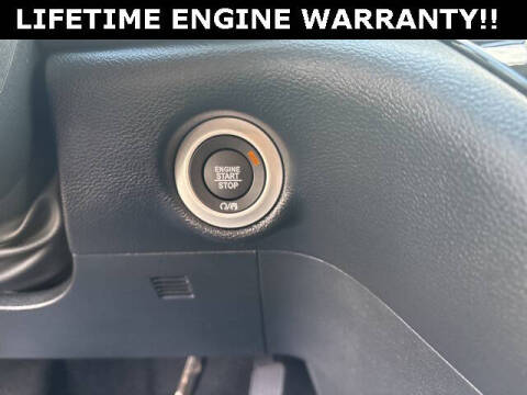 2025 Chrysler Voyager LX