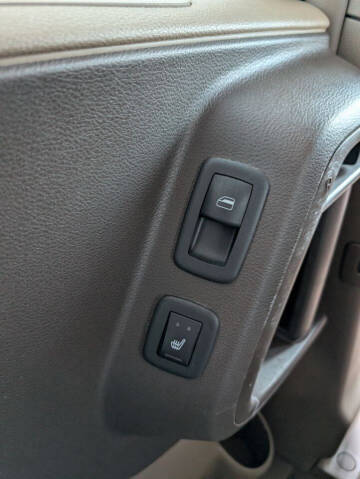 2015 Chrysler Town and Country Touring-L