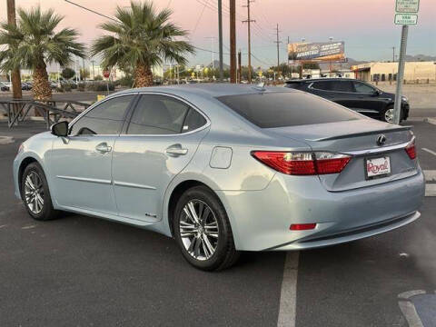 2013 Lexus ES 300h
