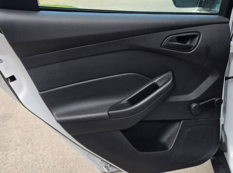 2016 Ford Focus S