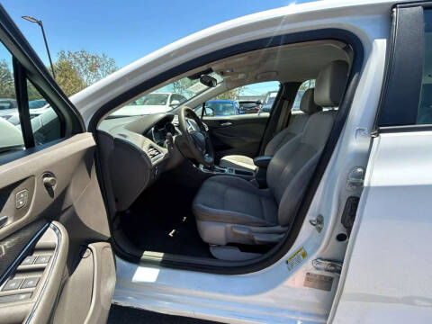 2017 Chevrolet Cruze LS Auto