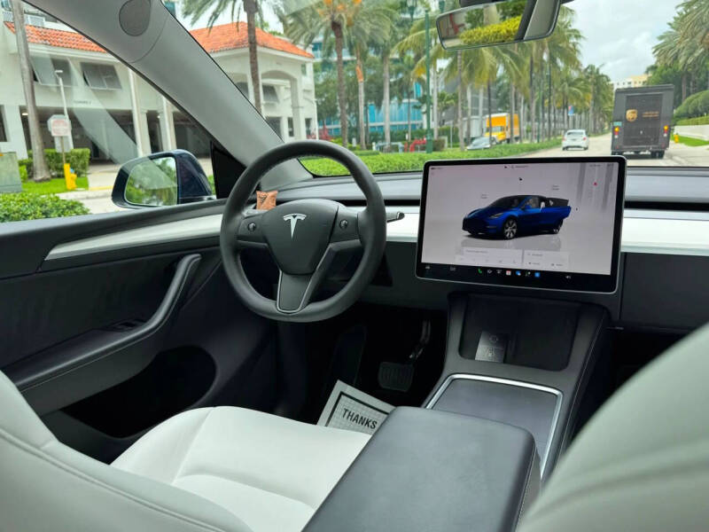 2024 Tesla Model Y Long Range