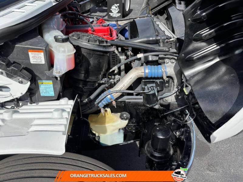 2018 Freightliner M2 106