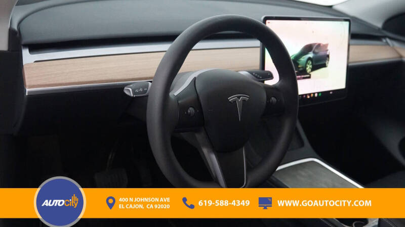 2024 Tesla Model Y Long Range