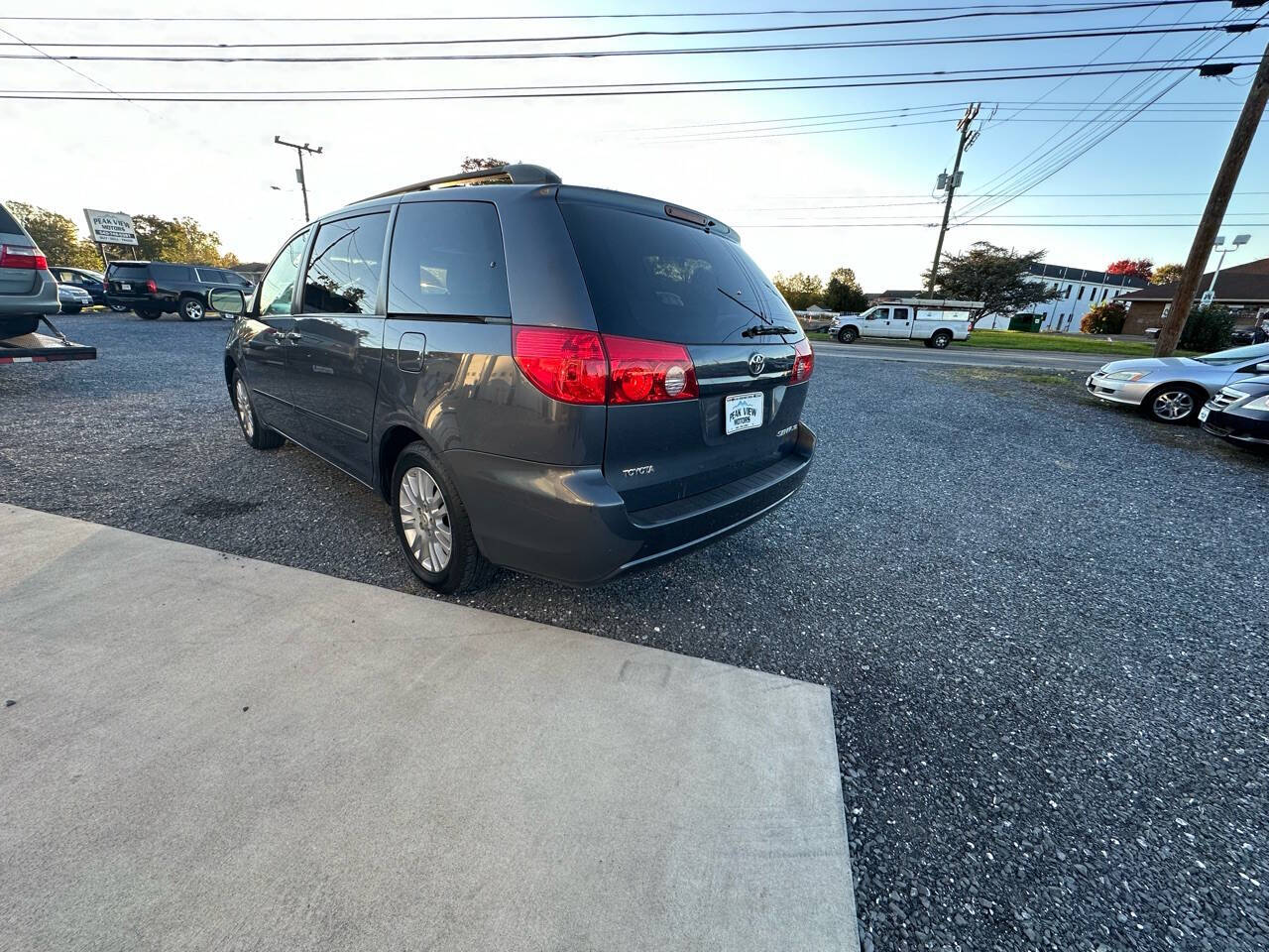 2007 Toyota Sienna for sale at PEAK VIEW MOTORS in Mount Crawford, VA