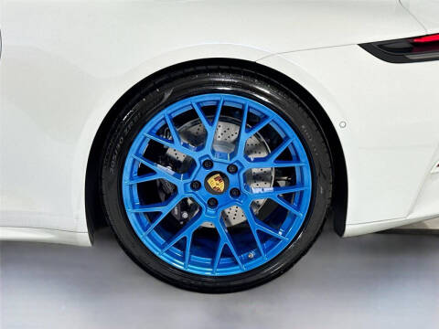 2025 Porsche 911 Carrera