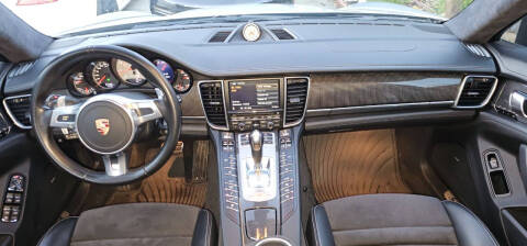 2013 Porsche Panamera GTS