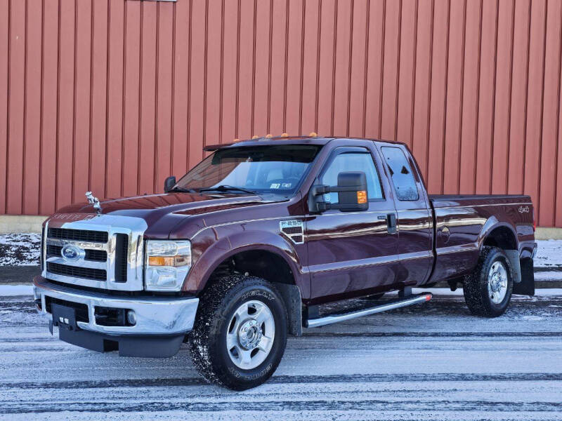 2010 Ford F-250 Super Duty XLT photo 2