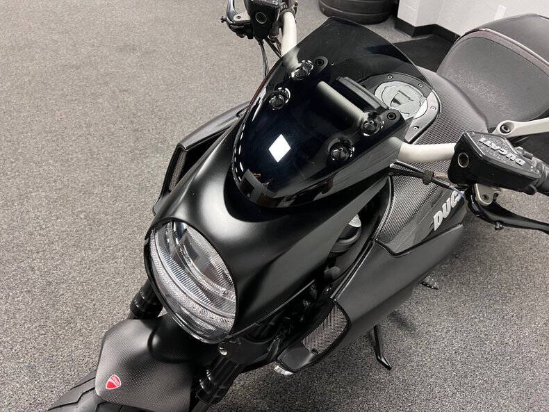 2012 Ducati Diavel Carbon Series