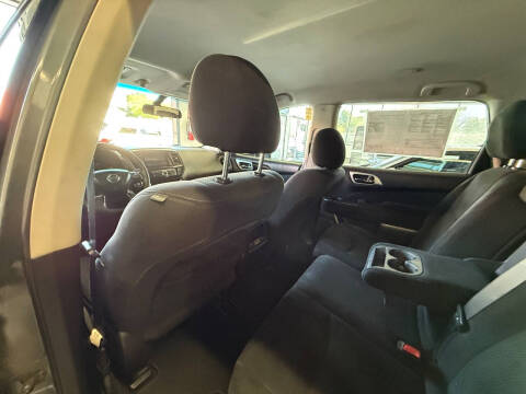 2016 Nissan Pathfinder S