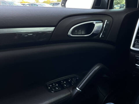 2016 Porsche Cayenne GTS