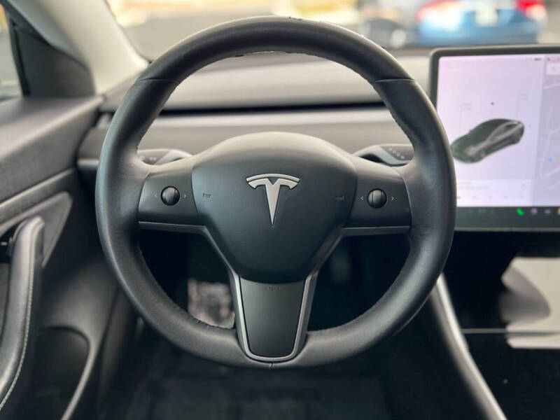 2020 Tesla Model 3 Standard Range Plus