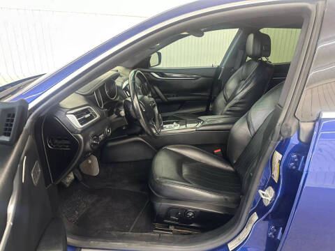 2015 Maserati Ghibli