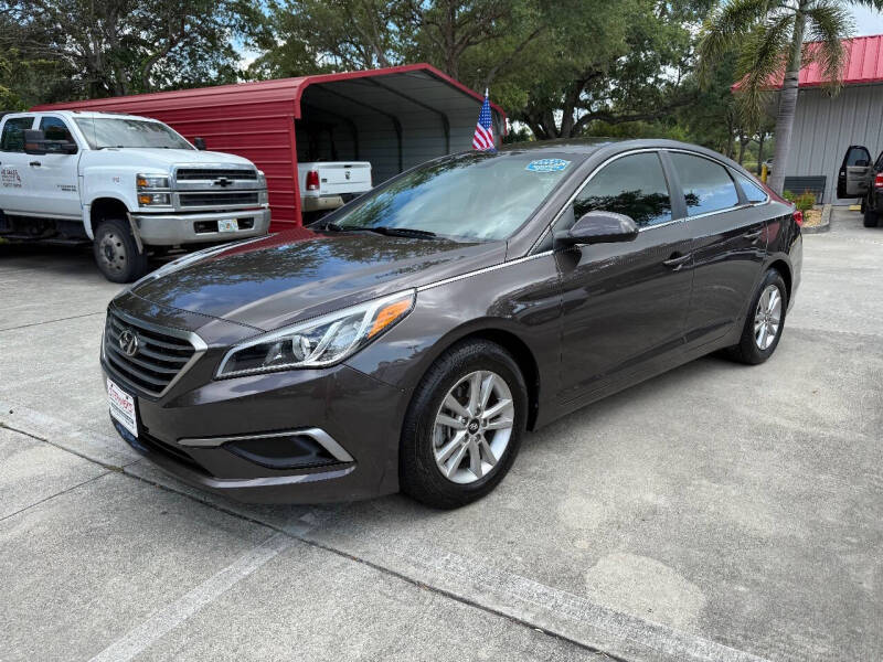 2016 Hyundai Sonata SE's photo