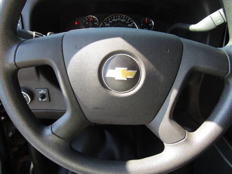 2018 Chevrolet Express LS 2500