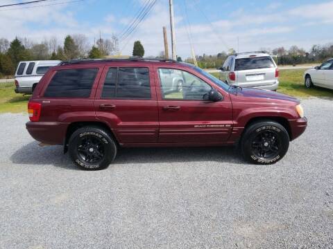 1999 Jeep Grand Cherokee for sale at CAR-MART AUTO SALES in Maryville TN