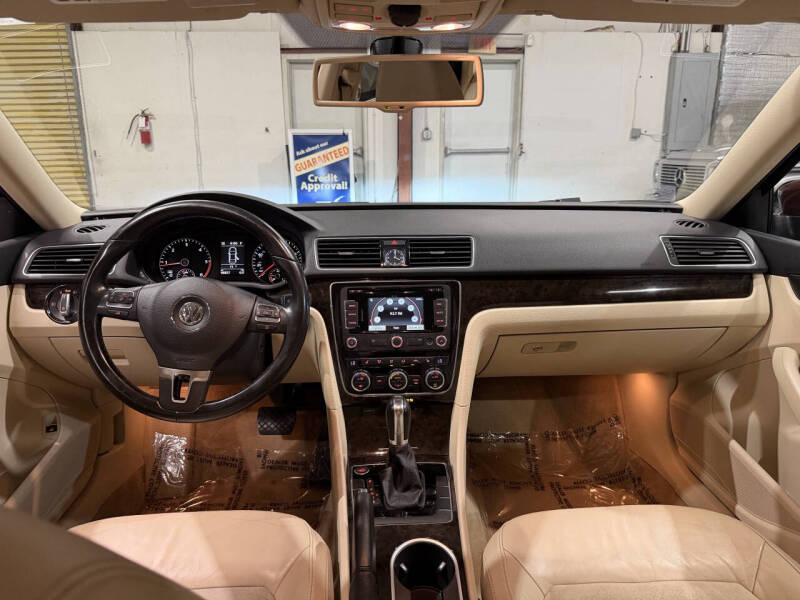 2014 Volkswagen Passat 2.0L TDI SEL Premium