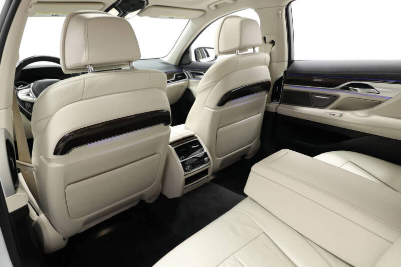 2016 BMW 7 Series 750i xDrive