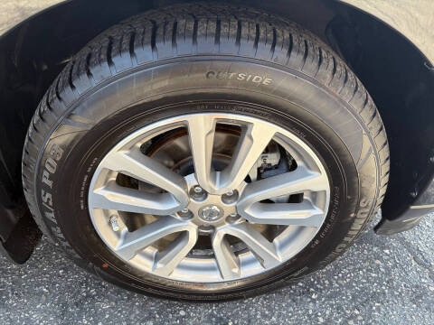 2015 Nissan Pathfinder SL